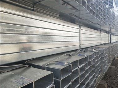 China Factory Steel Hollow Pipe Section Price